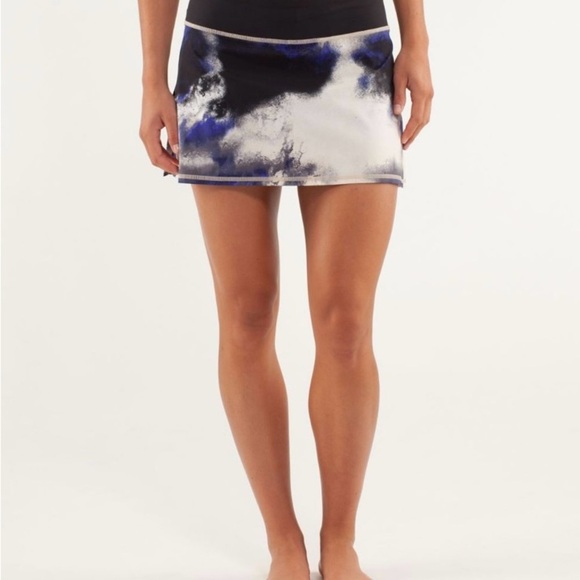 Y2K Lululemon Pace Setter Skirt Shorts Tall Milky Way Multi Print Size 4 Rare - Picture 4 of 11